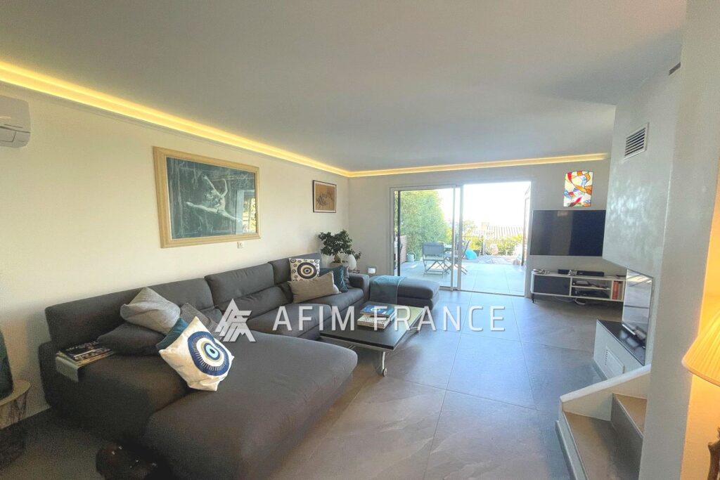 vente maison 3 Pièce(s) – 3 pièces – 2 chambres – 110.31 m²