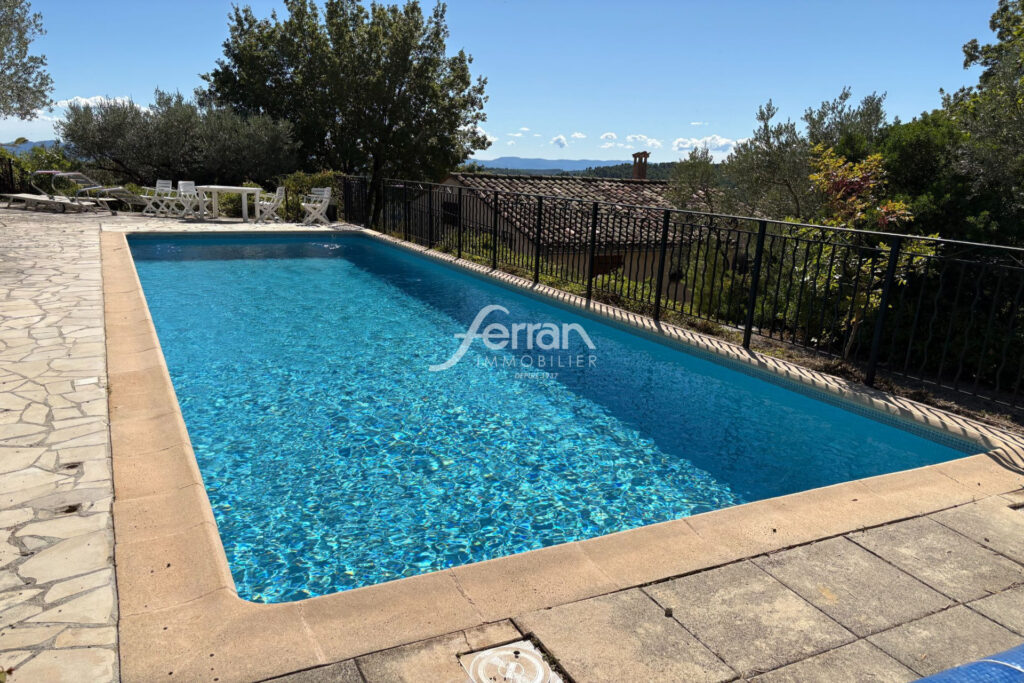 A vendre maison au calme absolu – proche le centre de village  – 3 pièces – 2 chambres – 85.00 m²