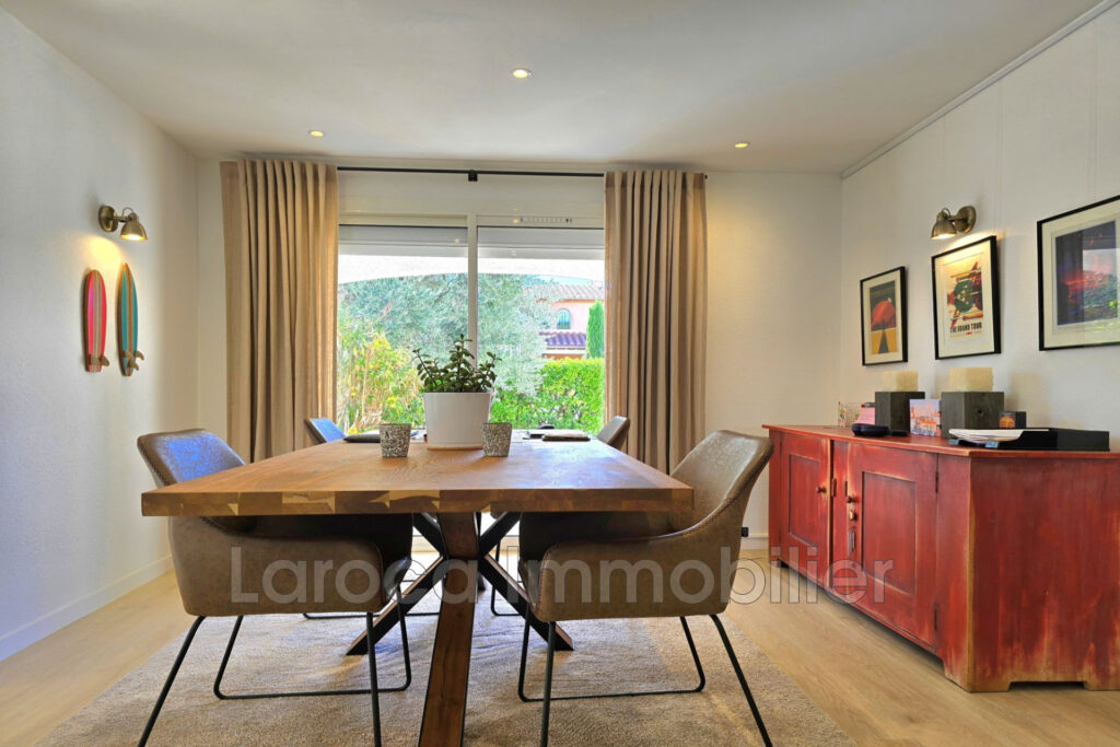 Achat villa à Saint Génis des Fontaines – 4 pièces – 3 chambres – 135.00 m²