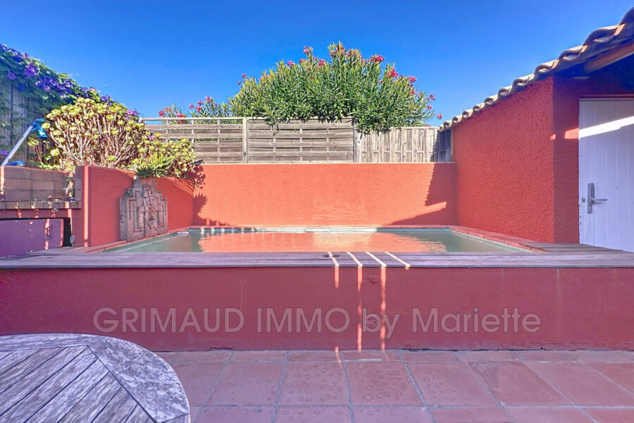 Maison à vendre à Grimaud