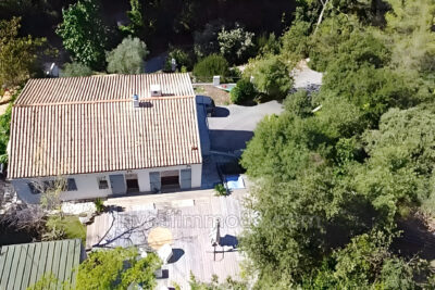 Dans un cadre verdoyant, sur les hauteurs de LA-VALETTE-DU-VAR – 5 pièces – 4 chambres – 125.00 m²