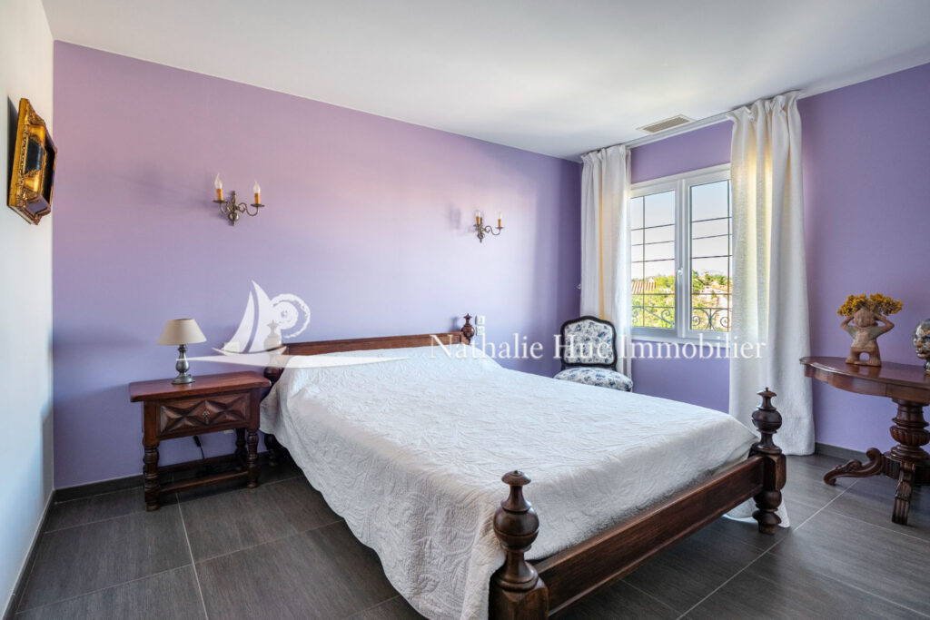 vente maison 7 Pièce(s) – 7 pièces – 5 chambres – 204.00 m²