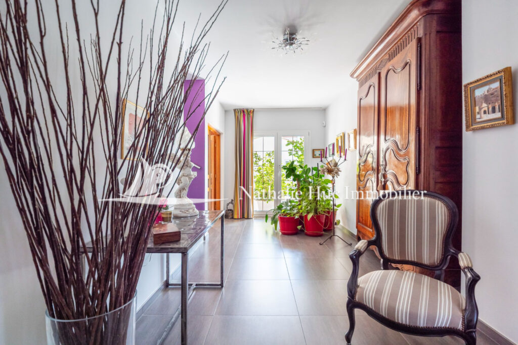 vente maison 7 Pièce(s) – 7 pièces – 5 chambres – 204.00 m²