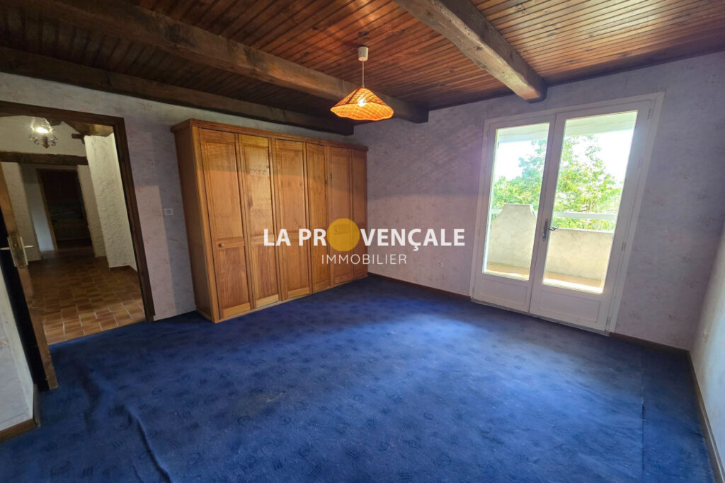 vente maison 9 Pièce(s) – 9 pièces – 6 chambres – 176.33 m²