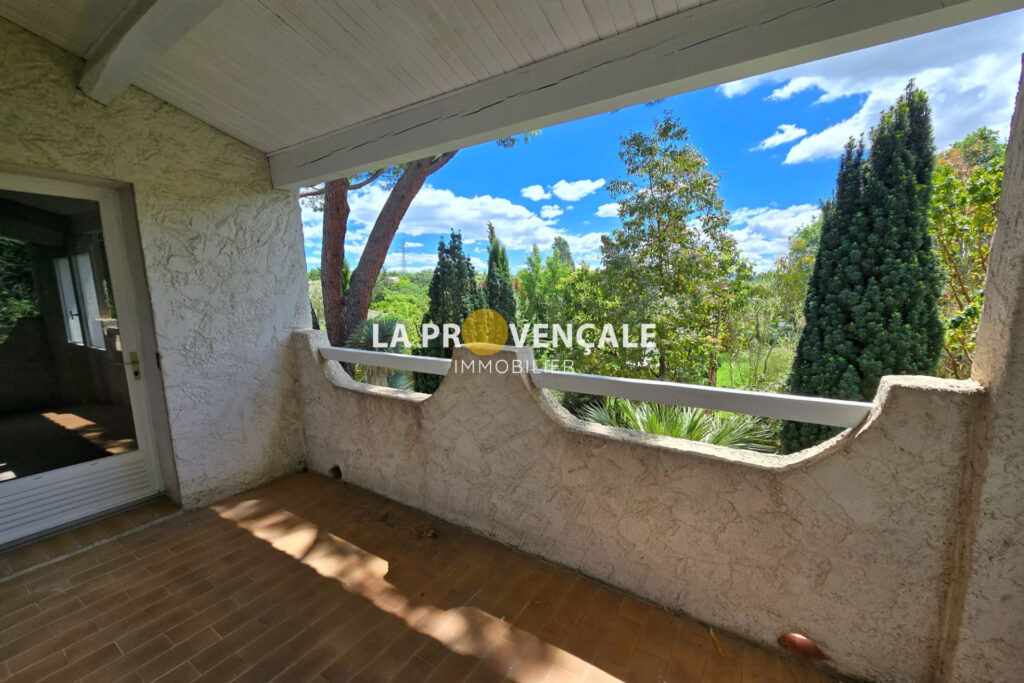 vente maison 9 Pièce(s) – 9 pièces – 6 chambres – 176.33 m²