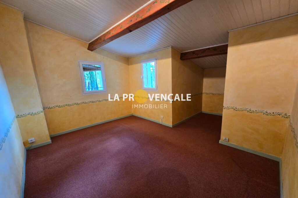 vente maison 9 Pièce(s) – 9 pièces – 6 chambres – 176.33 m²