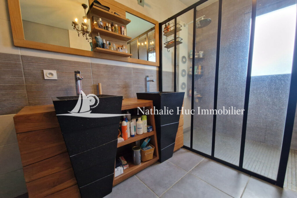 vente maison 5 Pièce(s) – 5 pièces – 4 chambres – 140.00 m²