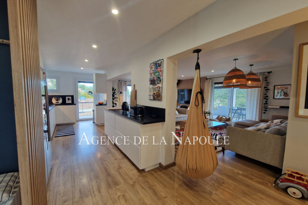 vente maison contemporaine 5 Pièce(s) – 5 pièces – 4 chambres – 130.00 m²