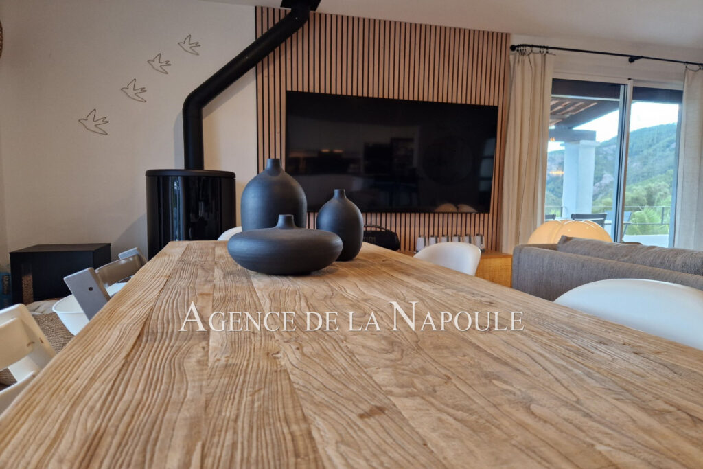 vente maison contemporaine 5 Pièce(s) – 5 pièces – 4 chambres – 130.00 m²