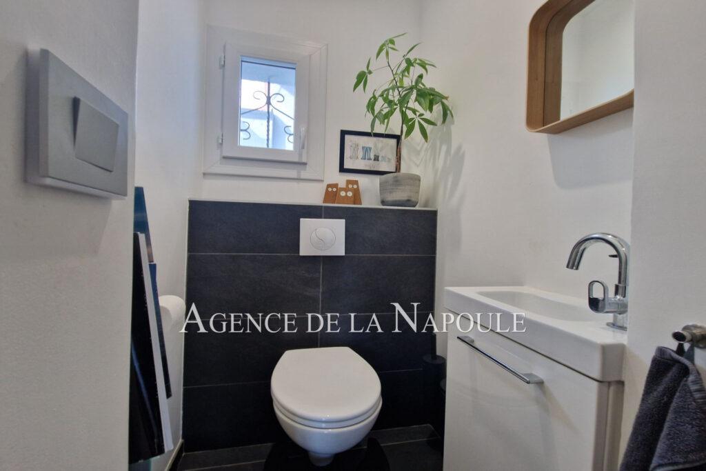 vente maison contemporaine 5 Pièce(s) – 5 pièces – 4 chambres – 130.00 m²