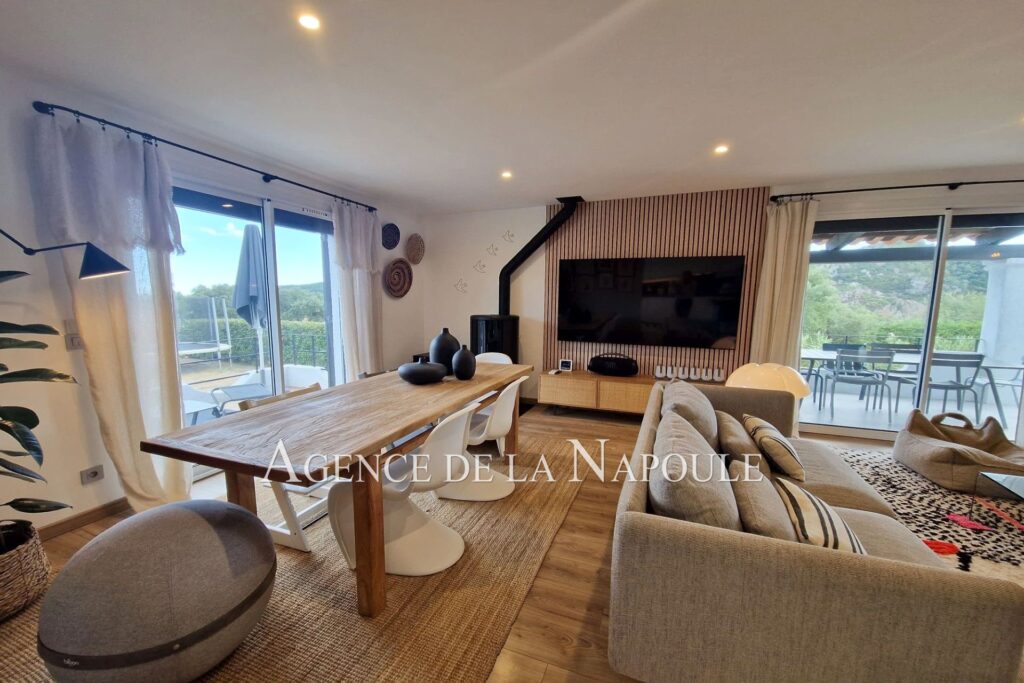 vente maison contemporaine 5 Pièce(s) – 5 pièces – 4 chambres – 130.00 m²