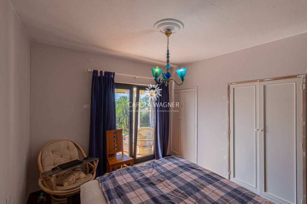 vente villa 6 Pièce(s) – 6 pièces – 3 chambres – 221.00 m²