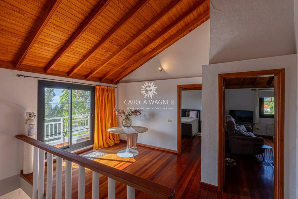 vente villa 6 Pièce(s) – 6 pièces – 3 chambres – 221.00 m²