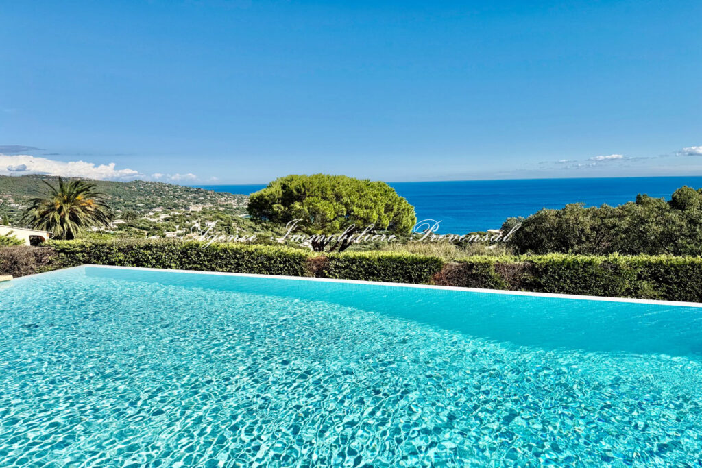 vente villa provençale 6 Pièce(s) – 6 pièces – 5 chambres – 213.00 m²