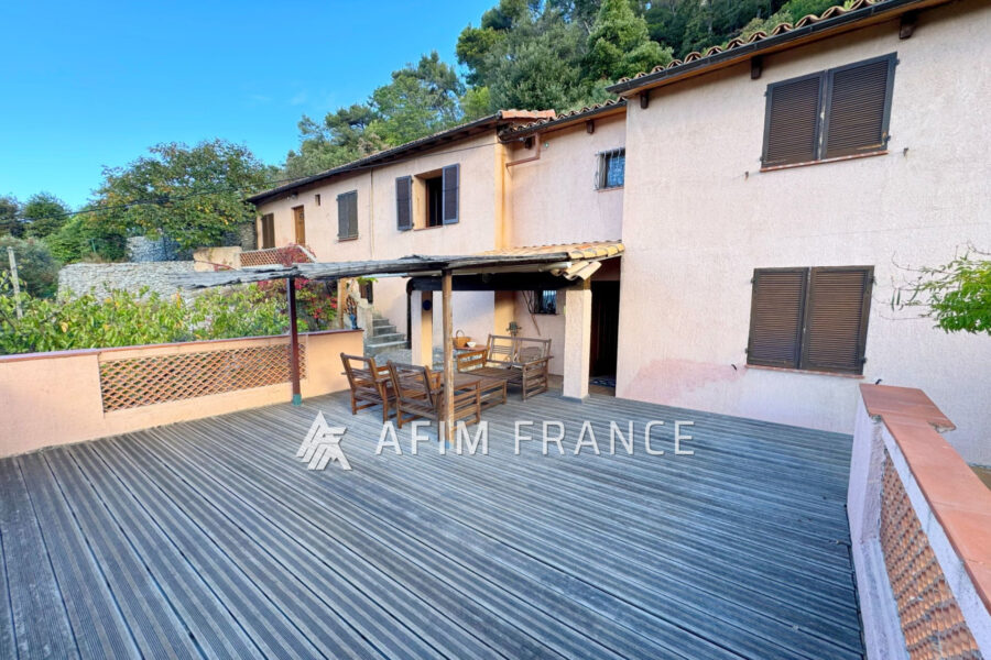 Maison à vendre à Peille