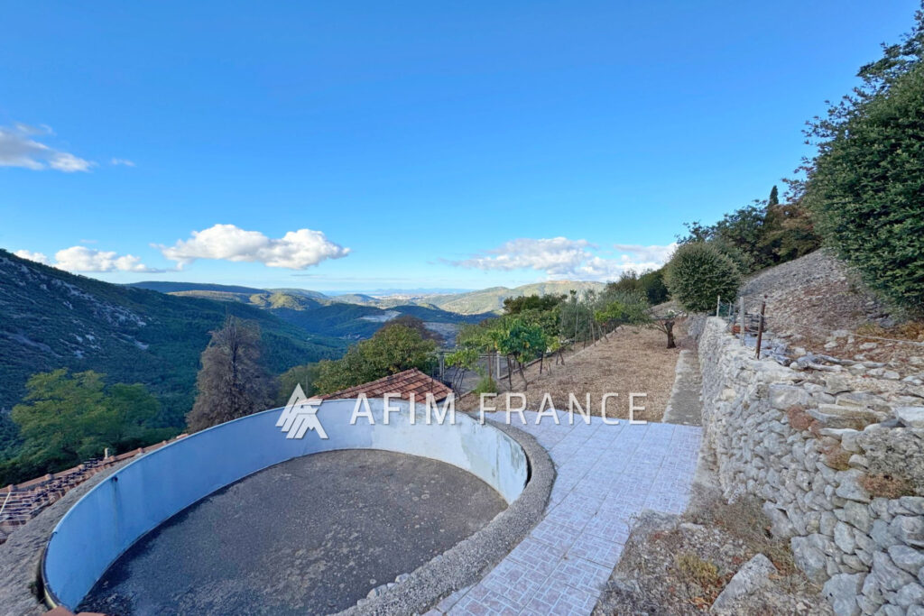 vente maison 5 Pièce(s) – 5 pièces – 4 chambres – 145.00 m²