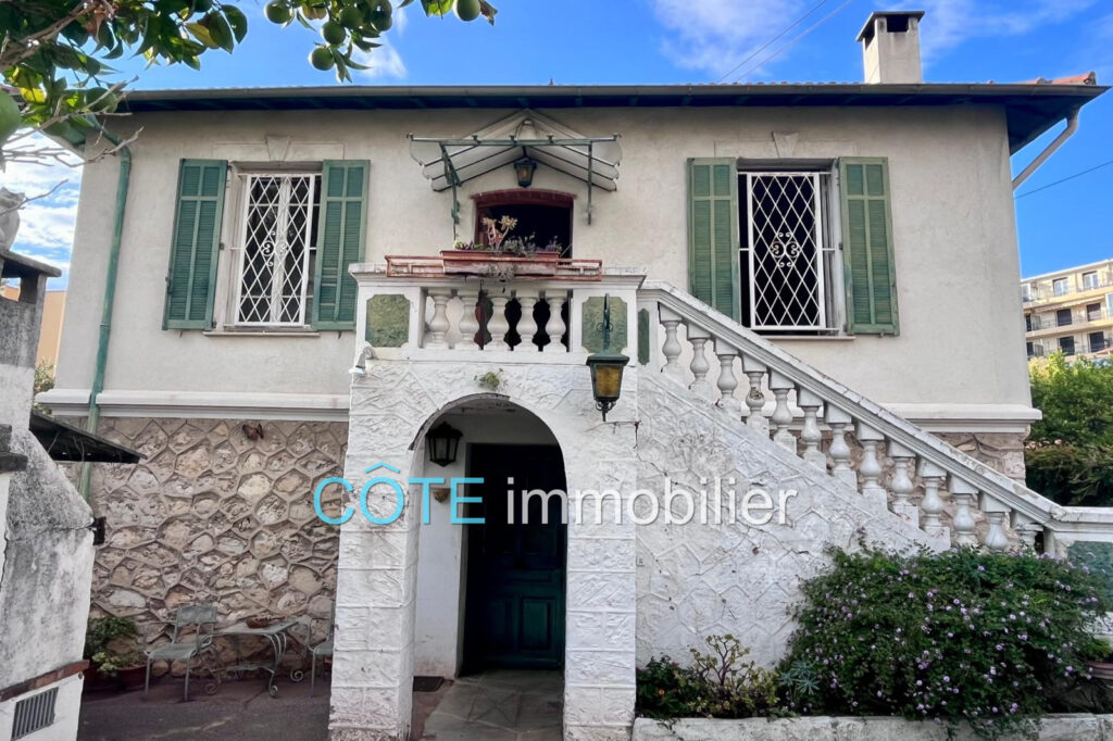 vente maison 6 Pièce(s) – 6 pièces – 4 chambres – 160.00 m²