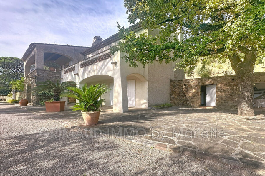 Maison à vendre à Grimaud