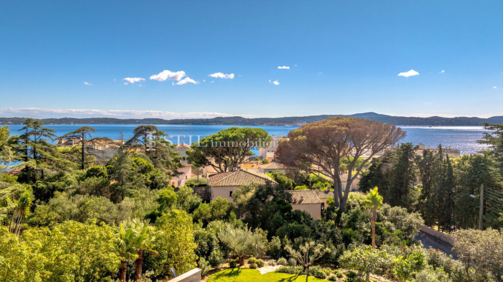 vente villa 7 Pièce(s) – 7 pièces – 5 chambres – 4  – 350.00 m²