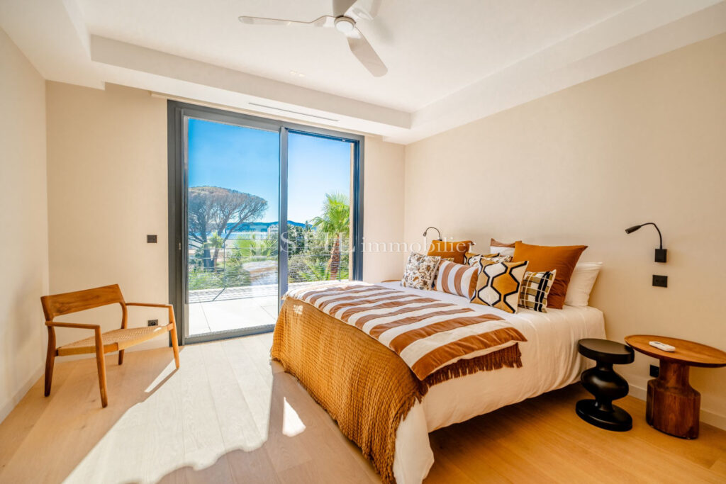 vente villa 7 Pièce(s) – 7 pièces – 5 chambres – 4  – 350.00 m²