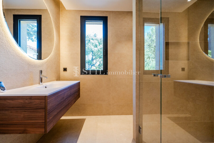 Maison à vendre à Sainte-maxime