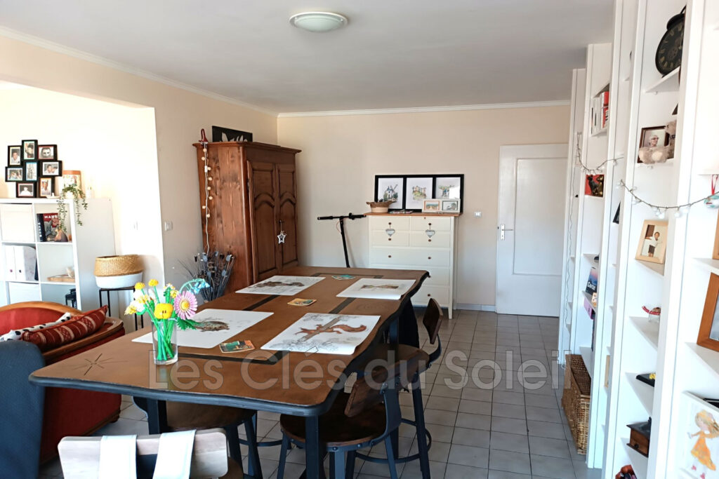 vente appartement 5 Pièce(s) – 5 pièces – 3 chambres – 97.00 m²