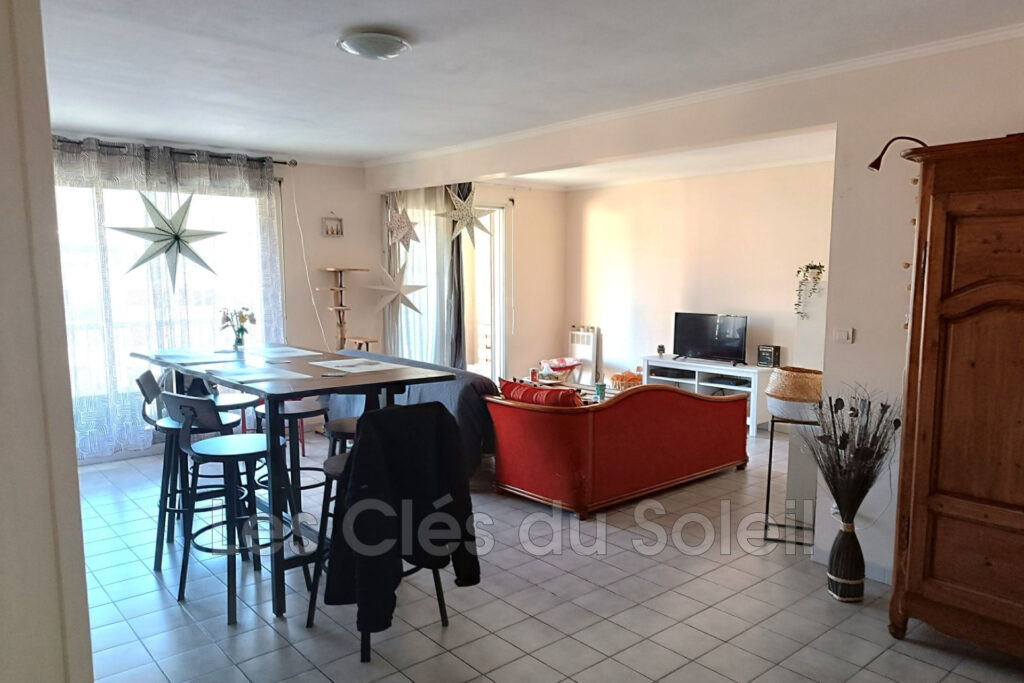 vente appartement 5 Pièce(s) – 5 pièces – 3 chambres – 97.00 m²