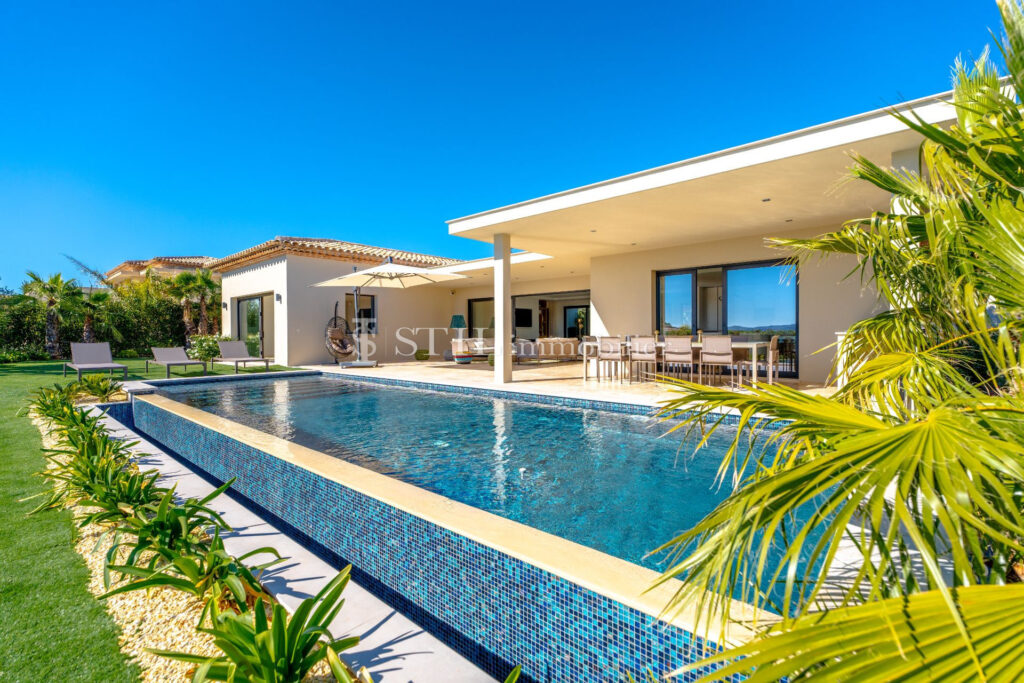 location saisonnière villa 7 Pièce(s) – 7 pièces – 4 chambres – 345.00 m²