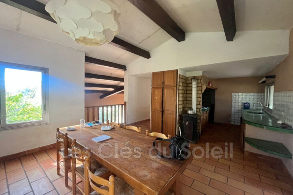 vente maison 6 Pièce(s) – 6 pièces – 4 chambres – 180.00 m²