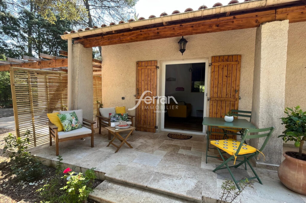 A VENDRE MAISON FAMILIALE DE 200 M² EN PLEINE NATURE AVEC APPA – 7 pièces – 5 chambres – 200.00 m²