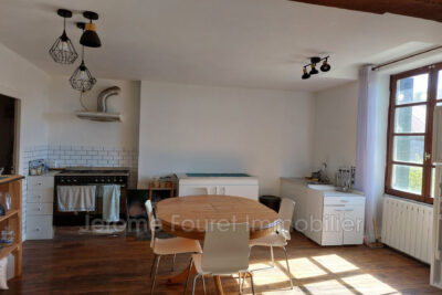 vente maison de campagne 5 Pièce(s) – 5 pièces – NR chambres – 130.00 m²