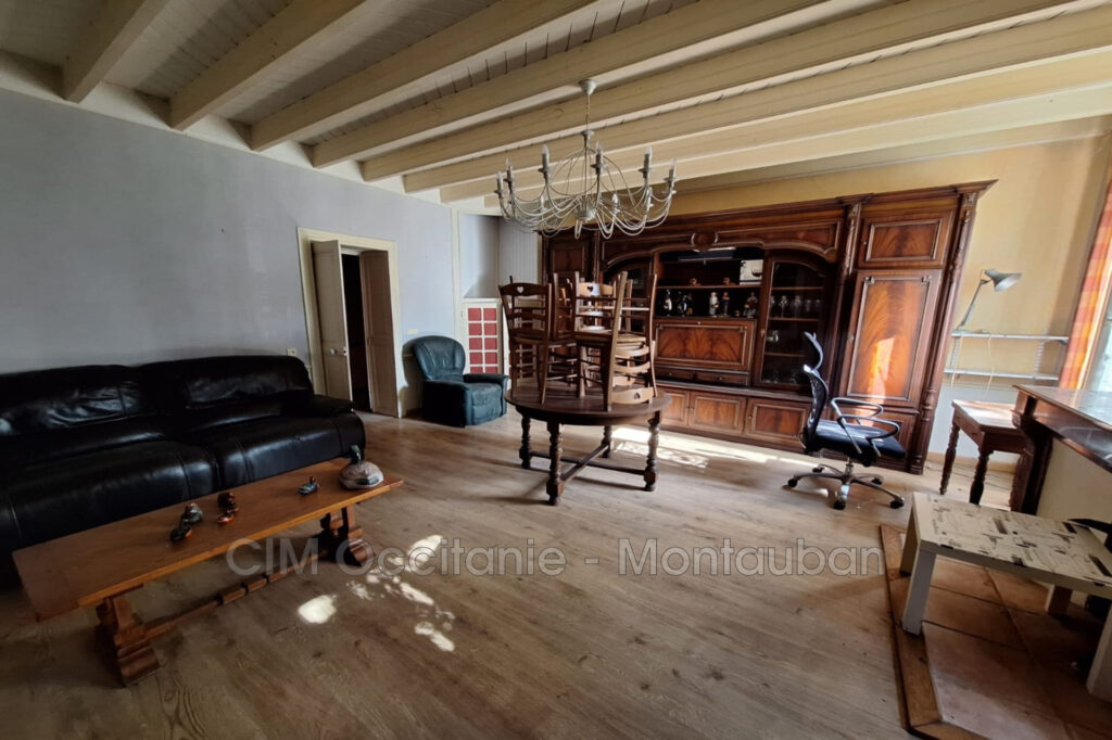 vente maison 5 Pièce(s) – 5 pièces – 3 chambres – 227.32 m²