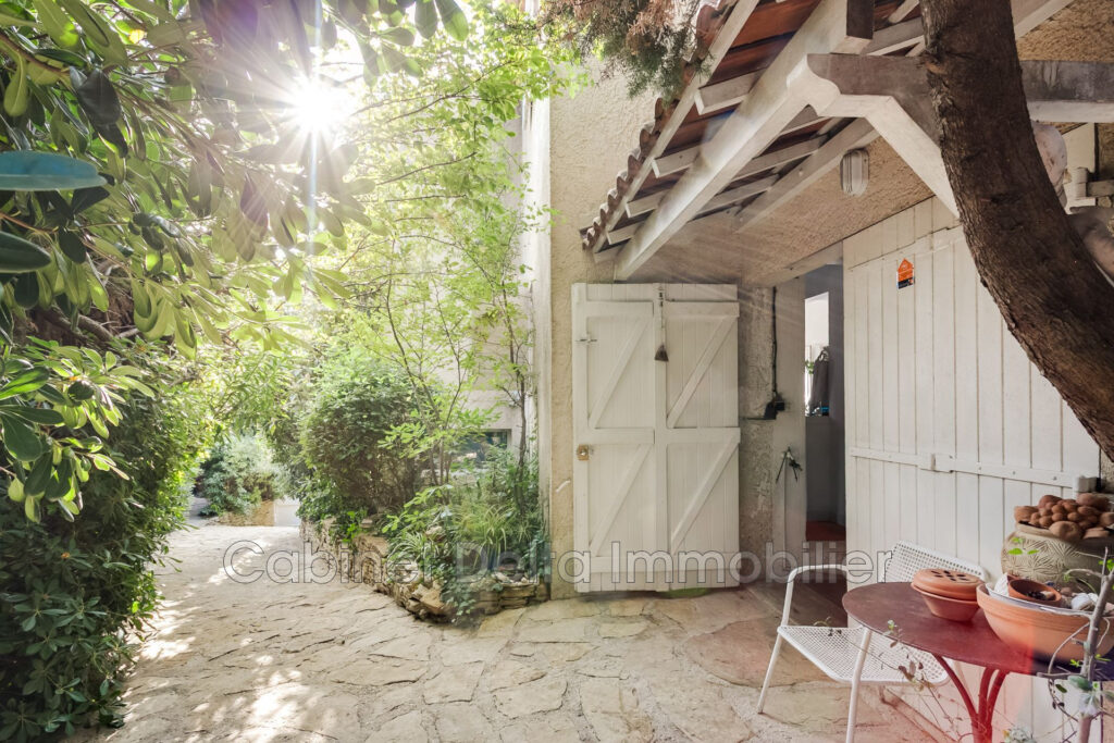 Quartier Plaine du Roy – NR pièces – 2 chambres – 95.00 m²