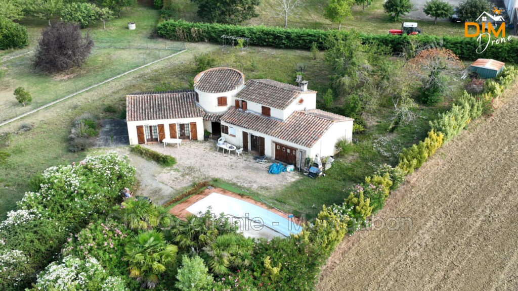 vente maison – NR pièces – 3 chambres – 4  – 148.00 m²