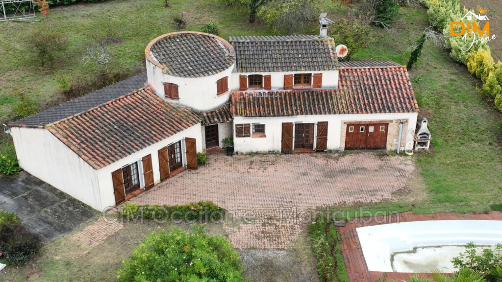 vente maison – NR pièces – 3 chambres – 4  – 148.00 m²