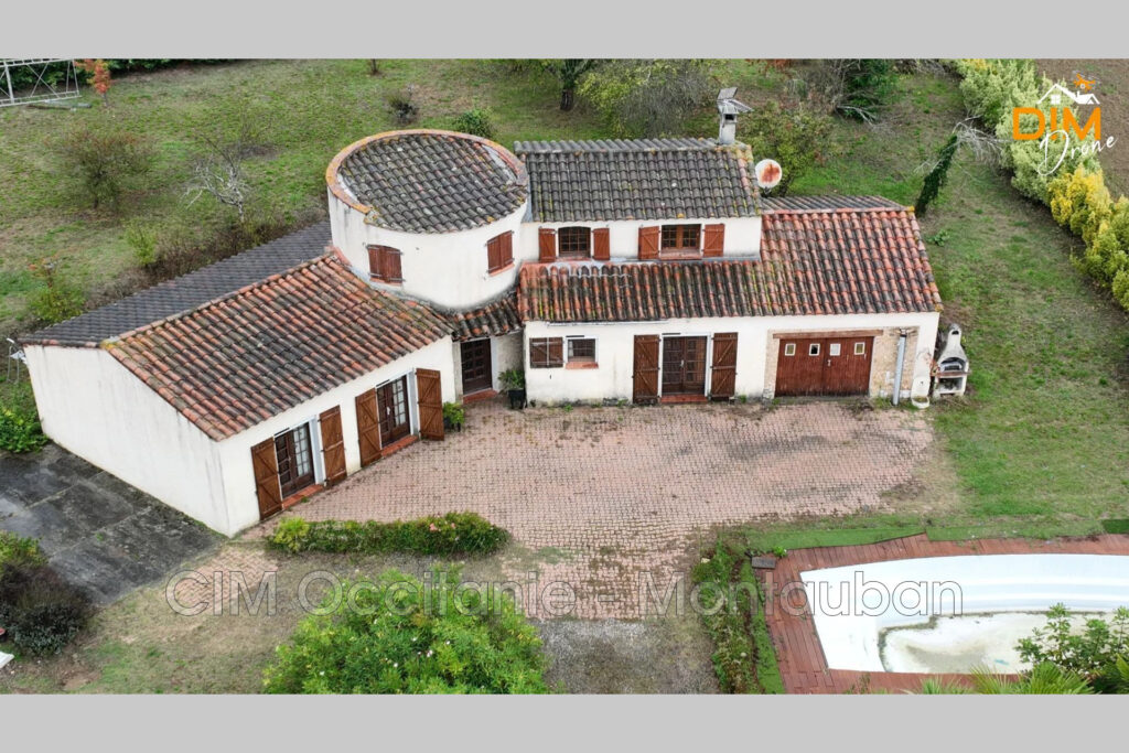 vente maison – NR pièces – 3 chambres – 148.00 m²