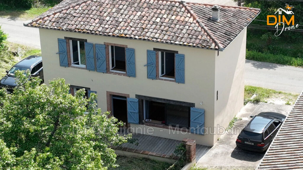 vente maison 10 Pièce(s) – 10 pièces – 2 chambres – 1555.00 m²