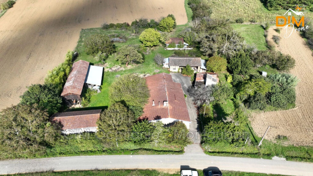 vente ferme 4 Pièce(s) – 4 pièces – NR chambres – 4  – 130.00 m²