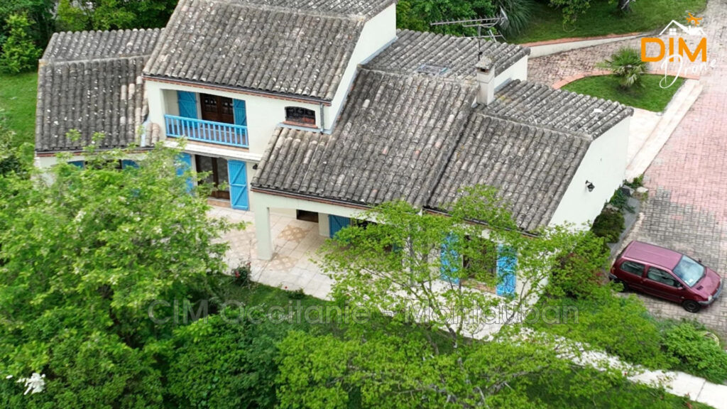 vente maison 6 Pièce(s) – 6 pièces – 5 chambres – 145.00 m²