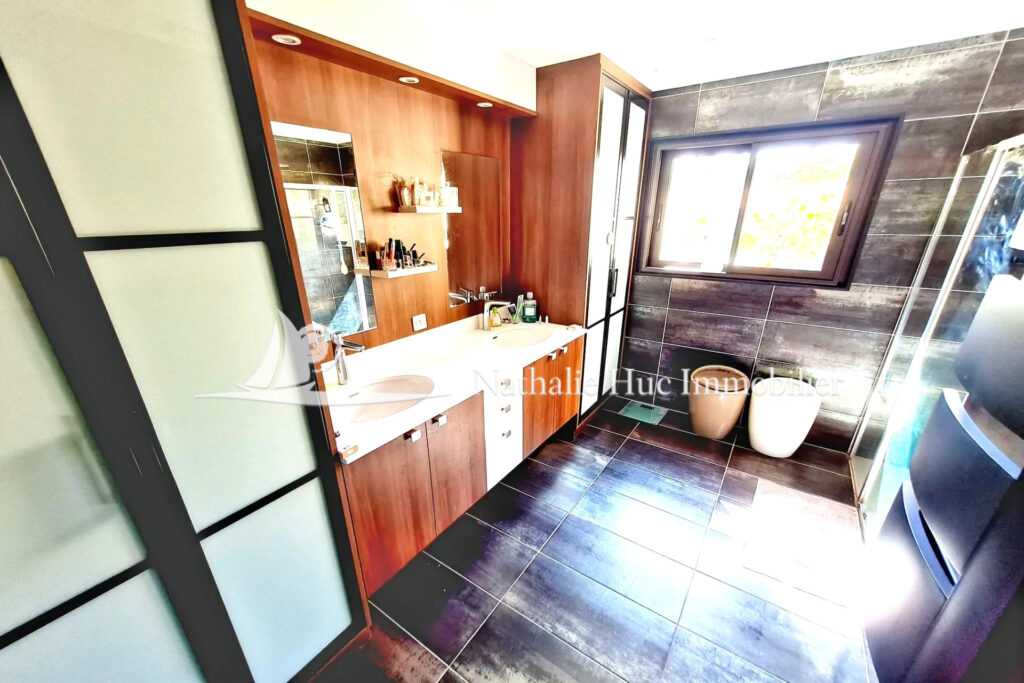 vente  – 6 pièces – 4 chambres – 4