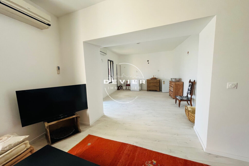 vente maison de caractère 7 Pièce(s) – 7 pièces – 5 chambres – 4  – 307.00 m²