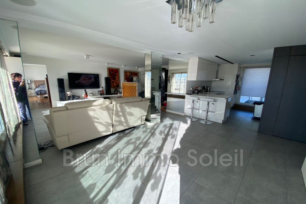 vente appartement 3 Pièce(s) – 3 pièces – 2 chambres – 103.90 m²