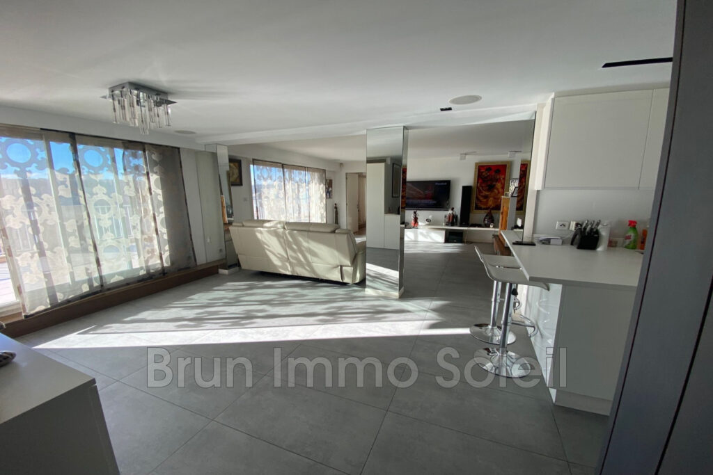 vente appartement 3 Pièce(s) – 3 pièces – 2 chambres – 103.90 m²