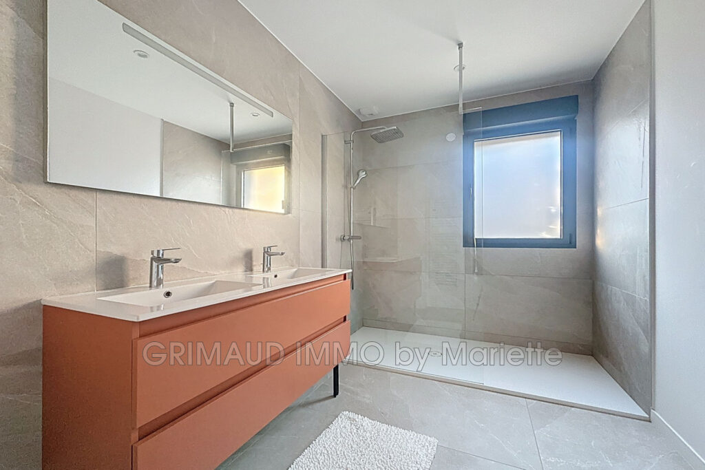 villa neuve livraison fin 2024, au calme avec 6ha de terrain.  – 5 pièces – 4 chambres – 4  – 240.00 m²