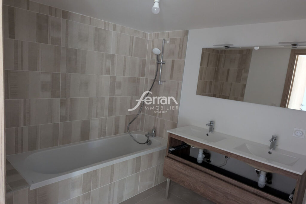 À Draguignan, dans une résidence neuve, livraison prévue 1er t – 3 pièces – 2 chambres – 75.84 m²