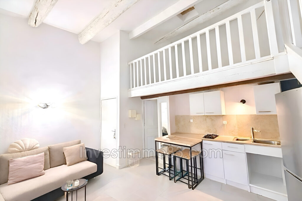 Au coeur de MARTIGUES, dans le quartier de JONQUIÈRES. Apparte – 2 pièces – 1 chambre – 35.00 m²