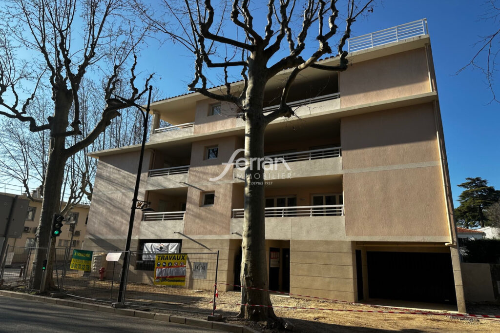 À Draguignan, dans une résidence neuve, livraison prévue 1er t – 3 pièces – 2 chambres – 75.84 m²