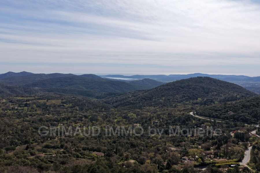 Maison à vendre à La garde-freinet