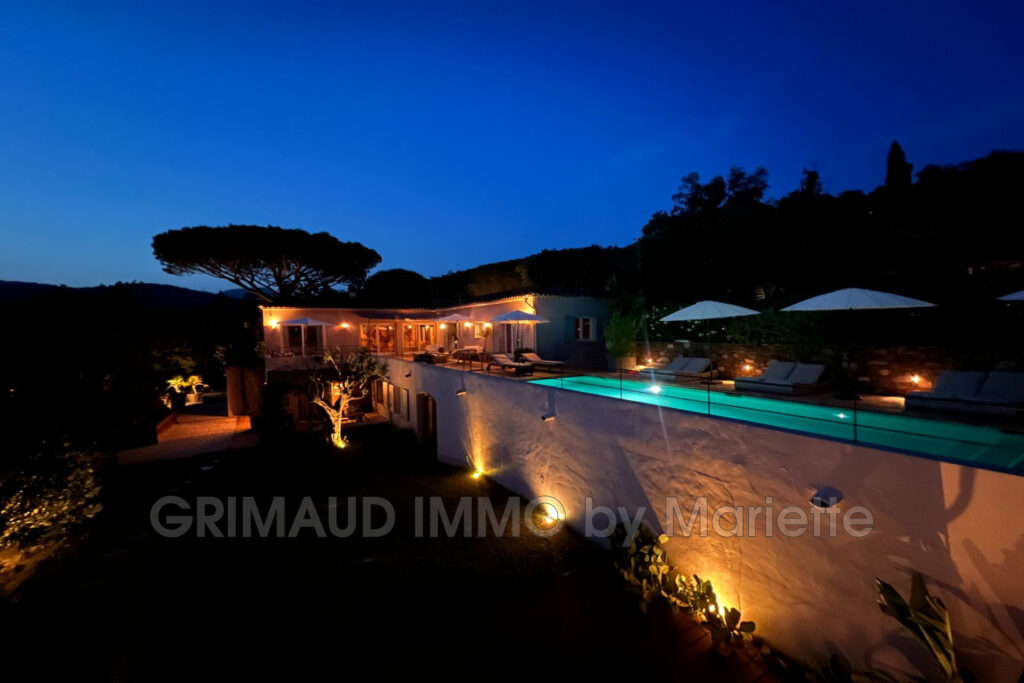 belle proprieté avec vue degagée, piscine et 2 appartements in – 10 pièces – 7 chambres – 280.00 m²