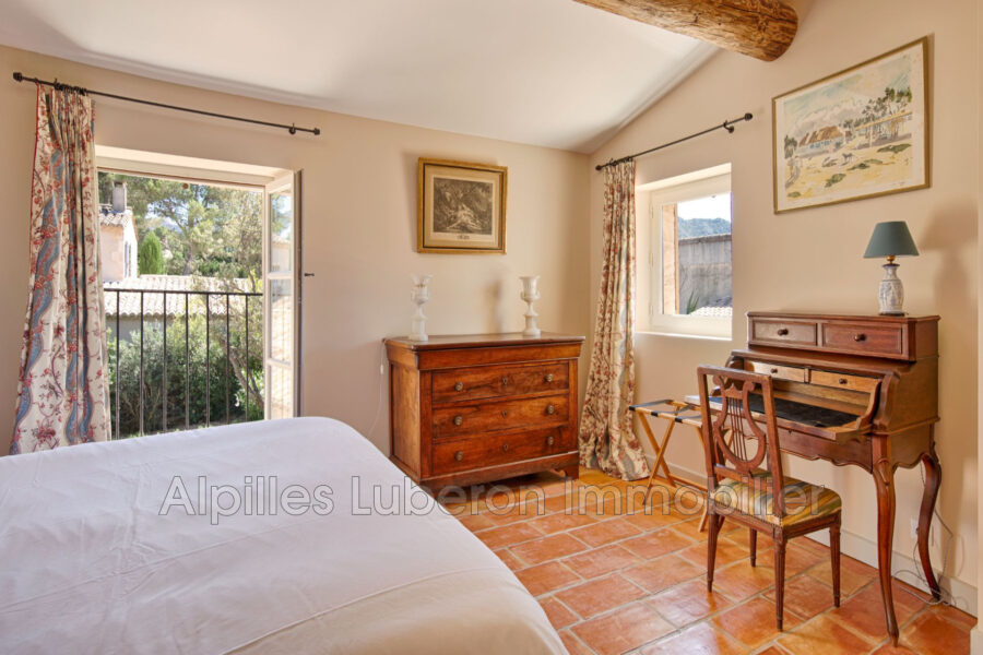 Maison à louer à Eygalières